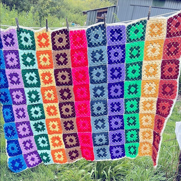 Handmade Vintage Granny Square Afghan Blanket Throw MCM Cottage Boho Festival - Picture 9 of 13